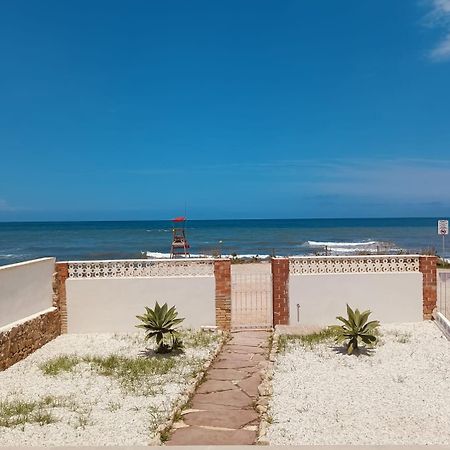 Vistas Y Terraza Panoramica Frente Al Mar En Denia, Las Rotas Eksteriør bilde